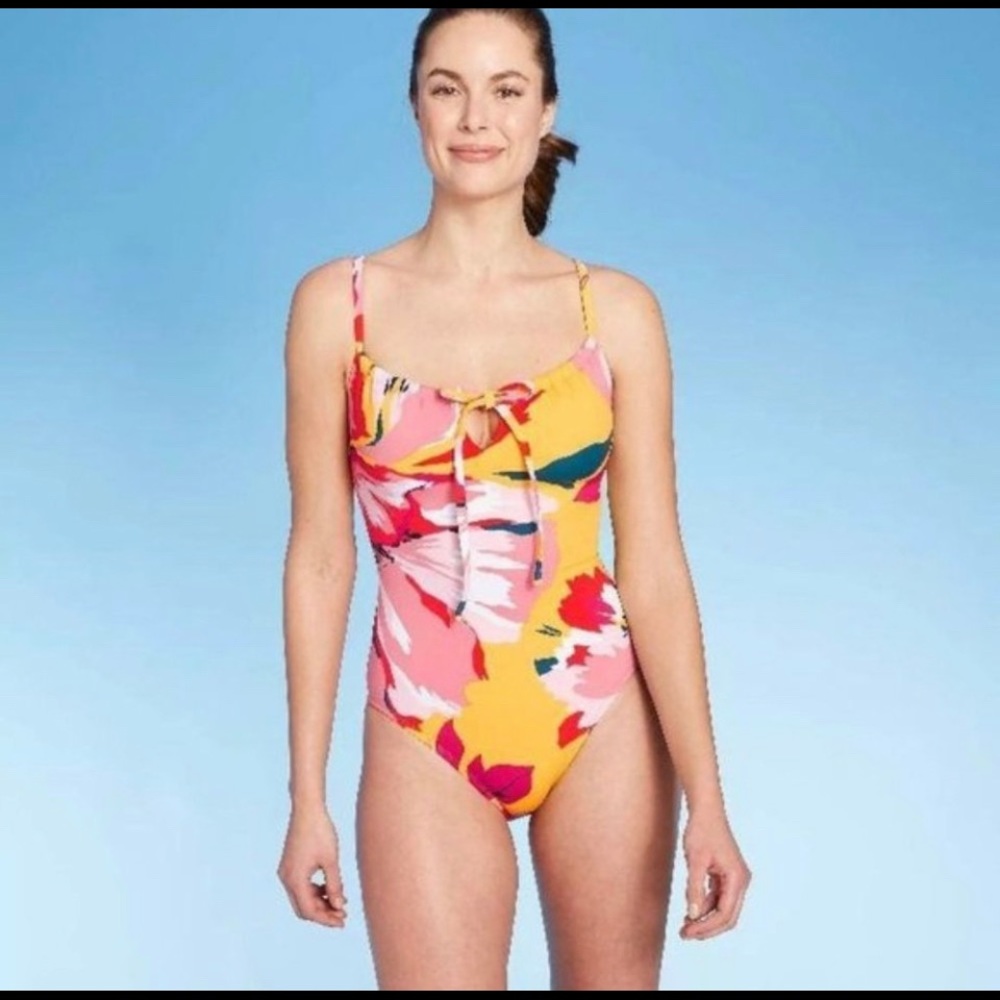 Cinch front tie one piece swimsuit